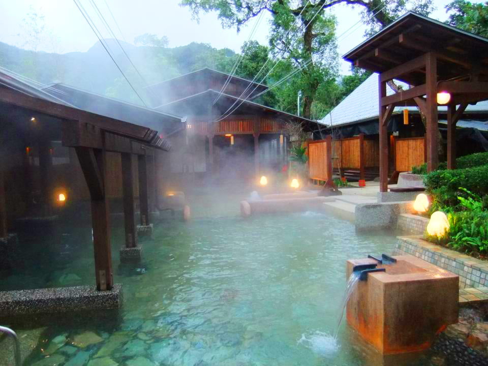 hot springs hotel taiwan