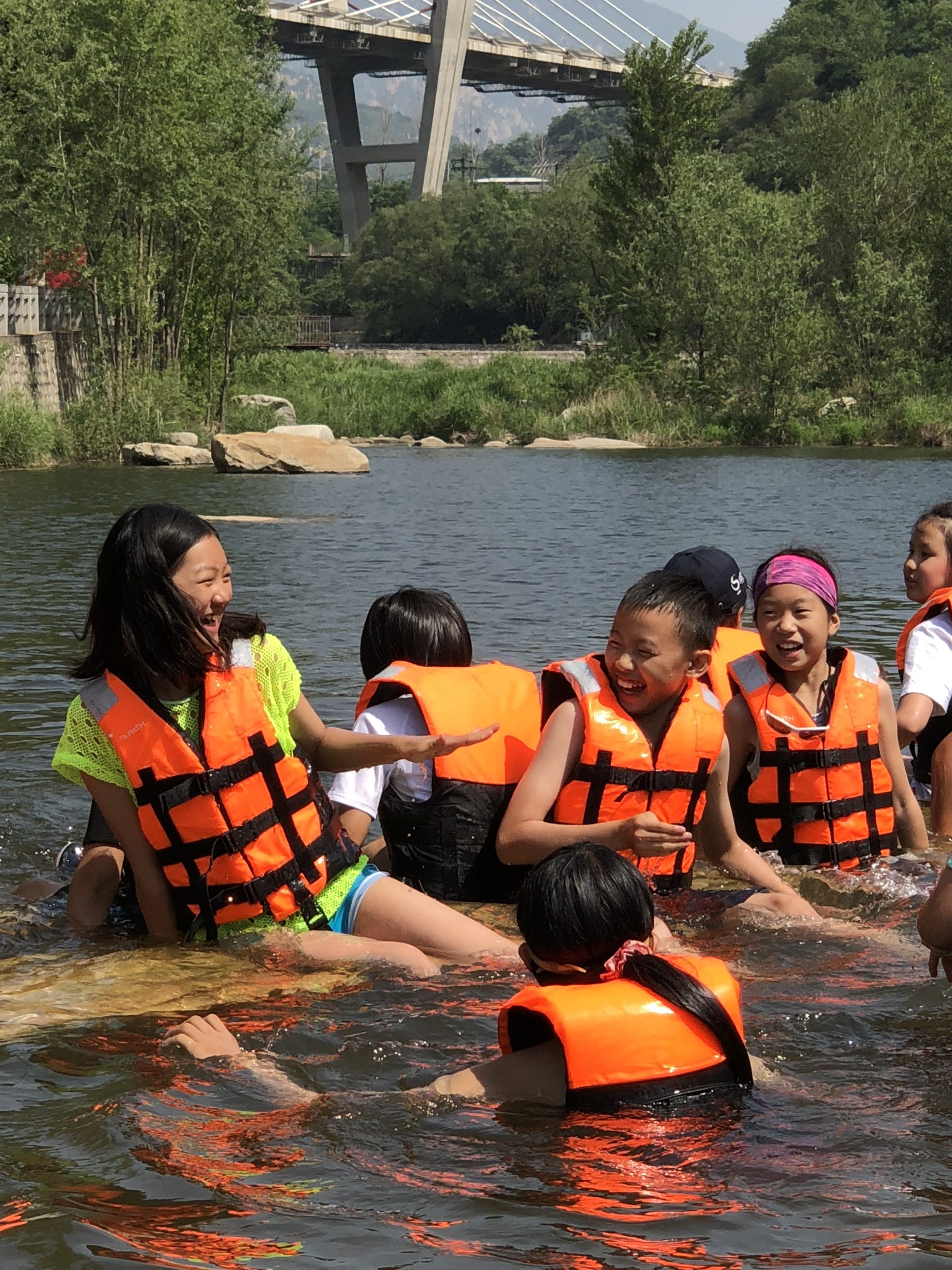 older students raft building